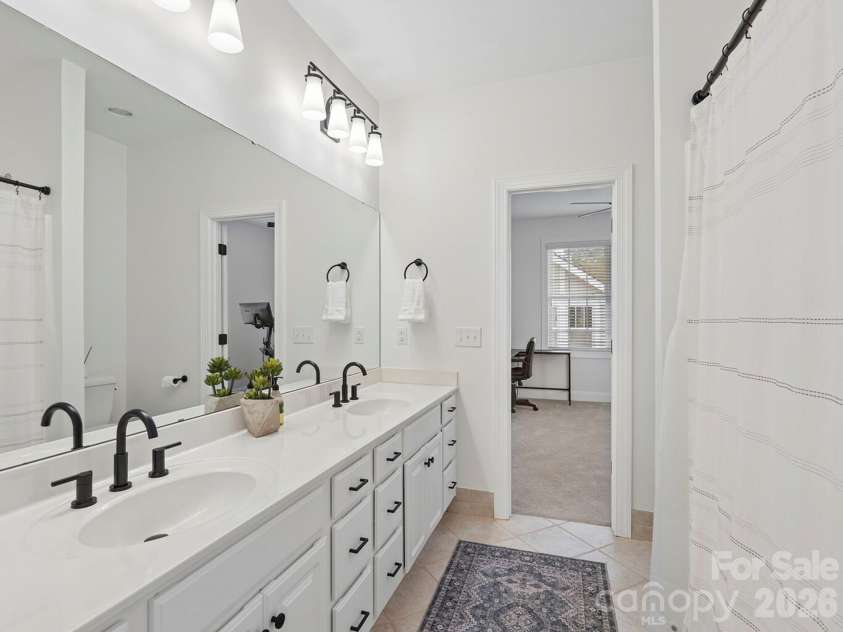 2232 Shenandoah Avenue, Charlotte, NC 28205.  MLS# CAR4379599, YatesRealty ID 21645. 