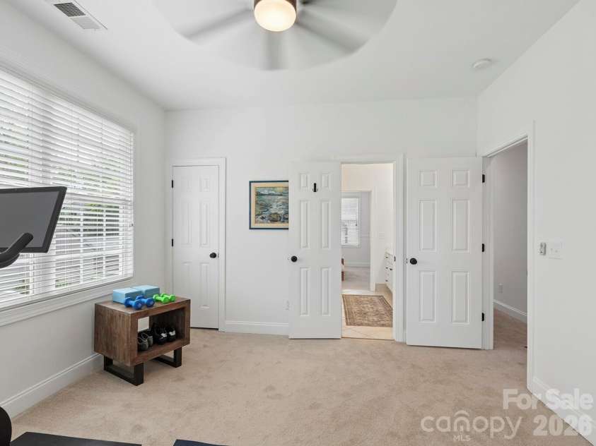 2232 Shenandoah Avenue, Charlotte, NC 28205.  MLS# CAR4379599, YatesRealty ID 21645. 