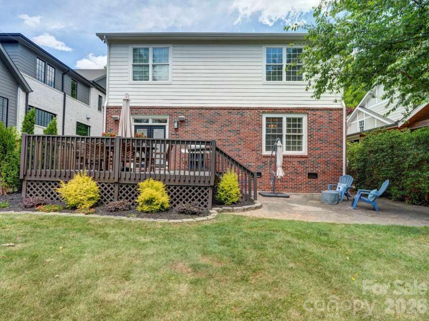 2232 Shenandoah Avenue, Charlotte, NC 28205.  MLS# CAR4379599, YatesRealty ID 21645. 