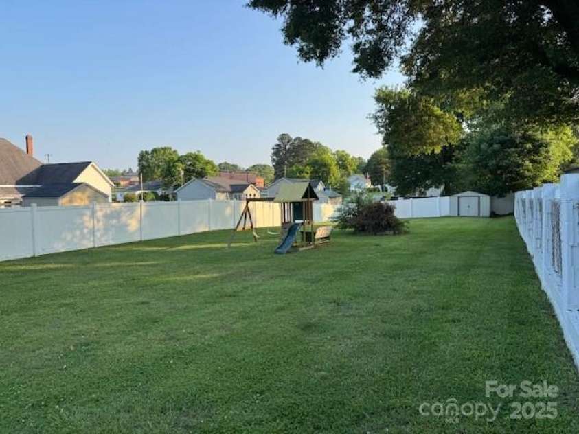 407 Mill Street, Landis, NC 28088.  MLS# CAR4268228, YatesRealty ID 21645. 