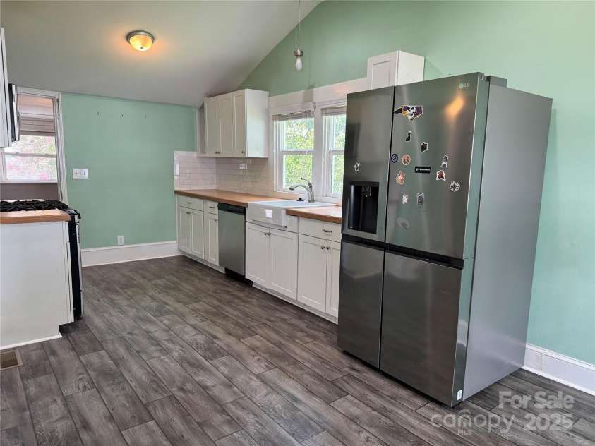 407 Mill Street, Landis, NC 28088.  MLS# CAR4268228, YatesRealty ID 21645. 