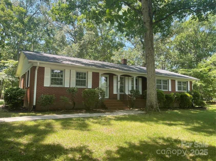 2120 Marwood Lane, Albemarle, NC 28001.  MLS# CAR4272197, YatesRealty ID 21646. 