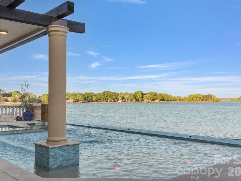 7139 Eastbrook Lane, Sherrills Ford, NC 28673.  MLS# CAR4369529, YatesRealty ID 21646. 