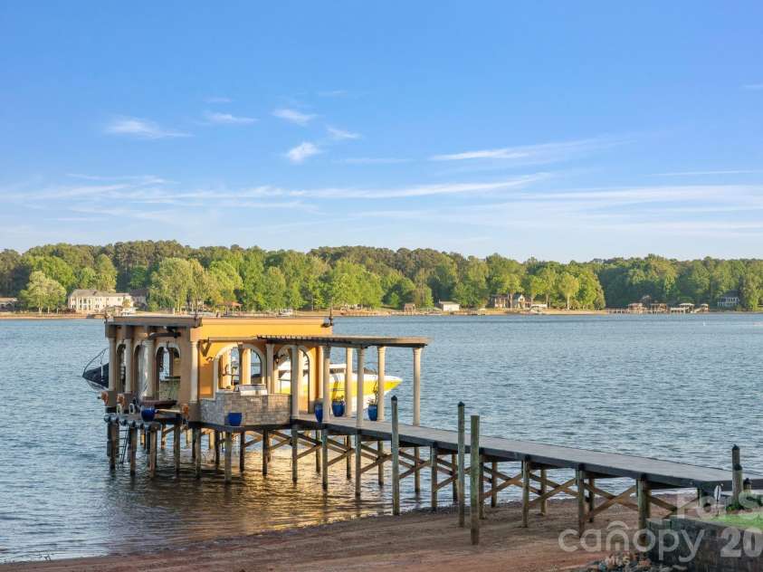 7139 Eastbrook Lane, Sherrills Ford, NC 28673.  MLS# CAR4369529, YatesRealty ID 21646. 