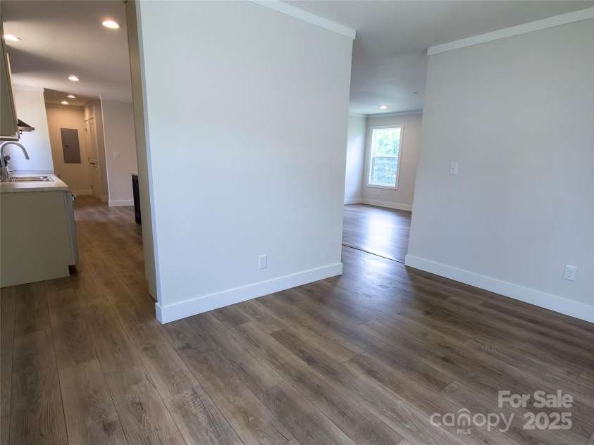 126 Fountain Way, Swannanoa, NC 28778.  MLS# CAR4273601, YatesRealty ID 21647. Dining Room