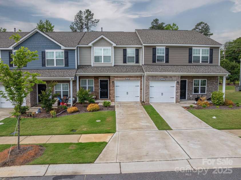 348 Zocalo Drive, Gastonia, NC 28056.  MLS# CAR4259017, YatesRealty ID 21648. 