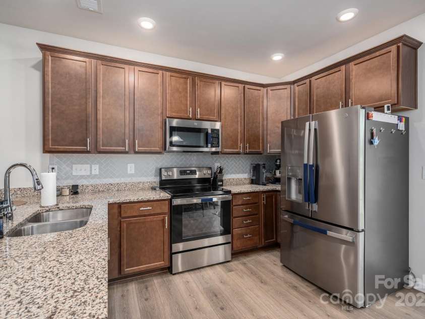 348 Zocalo Drive, Gastonia, NC 28056.  MLS# CAR4259017, YatesRealty ID 21648. 