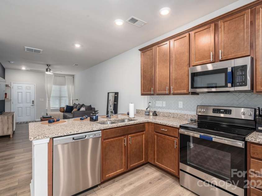348 Zocalo Drive, Gastonia, NC 28056.  MLS# CAR4259017, YatesRealty ID 21648. 
