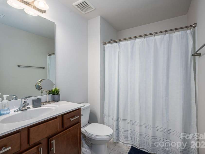 348 Zocalo Drive, Gastonia, NC 28056.  MLS# CAR4259017, YatesRealty ID 21648. 