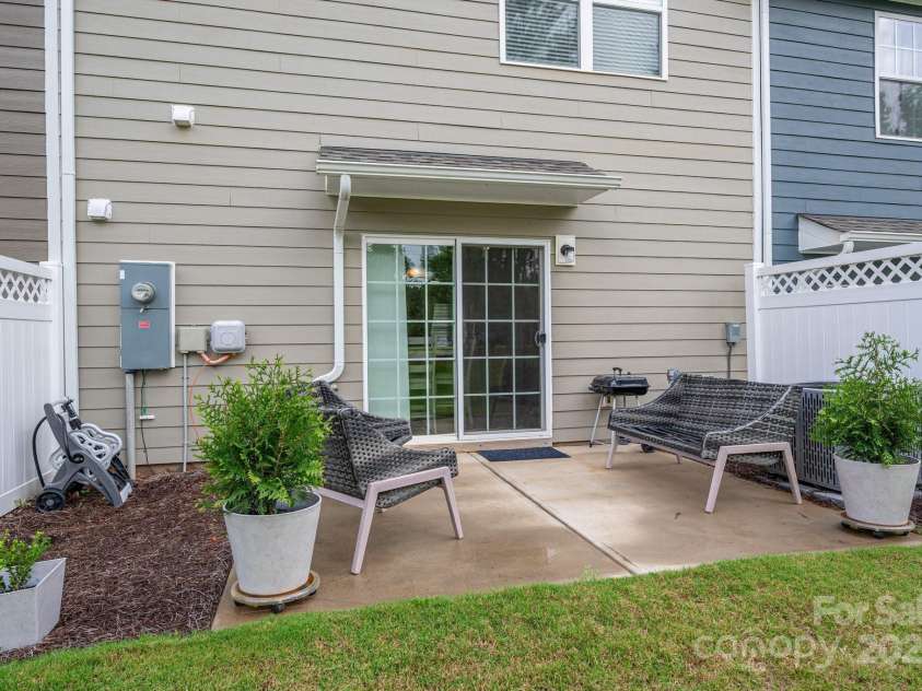 348 Zocalo Drive, Gastonia, NC 28056.  MLS# CAR4259017, YatesRealty ID 21648. 