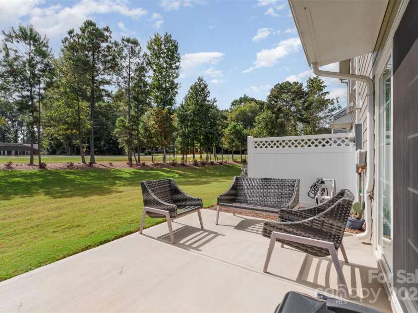 348 Zocalo Drive, Gastonia, NC 28056.  MLS# CAR4306687, YatesRealty ID 21648. Back patio 