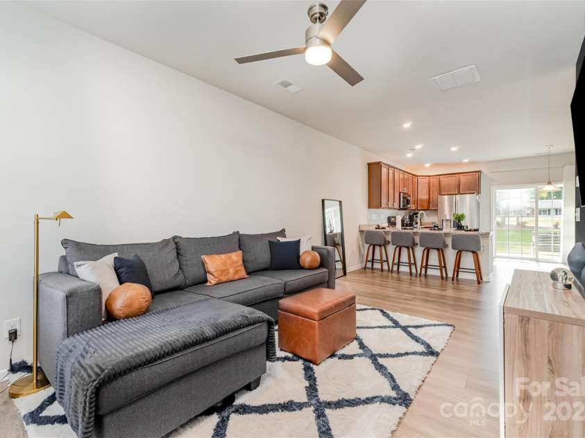 348 Zocalo Drive, Gastonia, NC 28056.  MLS# CAR4306687, YatesRealty ID 21648. Open floor concept. living room. 