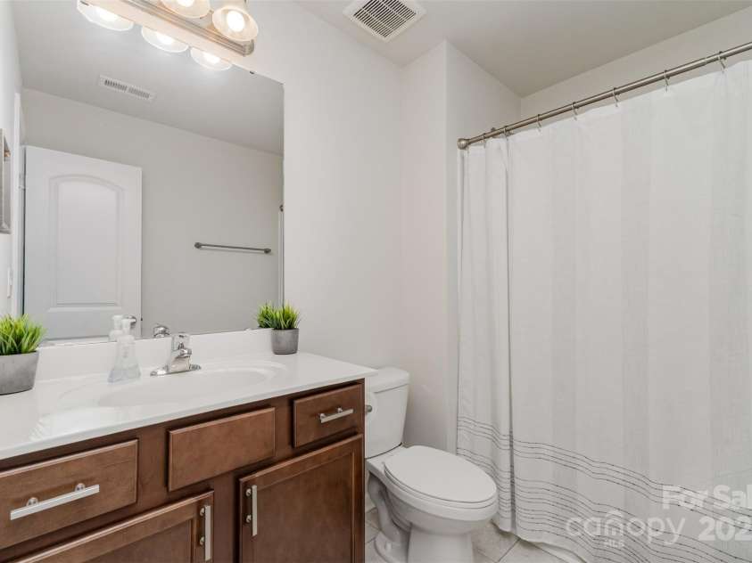 348 Zocalo Drive, Gastonia, NC 28056.  MLS# CAR4306687, YatesRealty ID 21648. Third bathroom