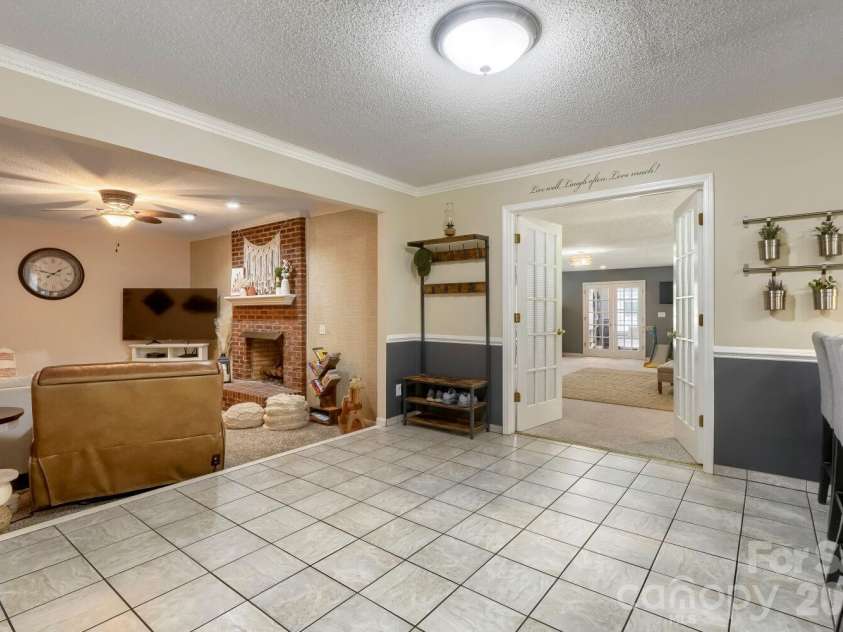 120 Brittany Way, Salisbury, NC 28146.  MLS# CAR4374975, YatesRealty ID 21649. 