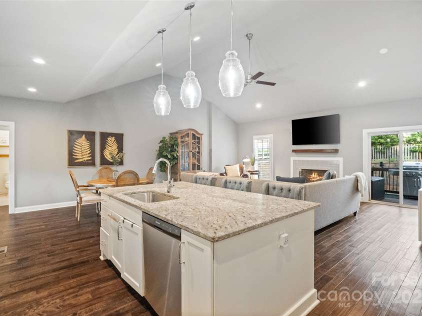 1688 Avalon Drive, Rock Hill, SC 29730.  MLS# CAR4249899, YatesRealty ID 21650. 