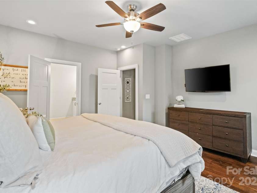 1688 Avalon Drive, Rock Hill, SC 29730.  MLS# CAR4249899, YatesRealty ID 21650. 