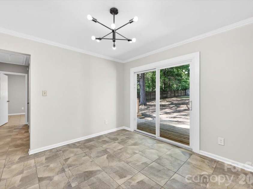 900 John Street, Matthews, NC 28105.  MLS# CAR4370115, YatesRealty ID 21650. 