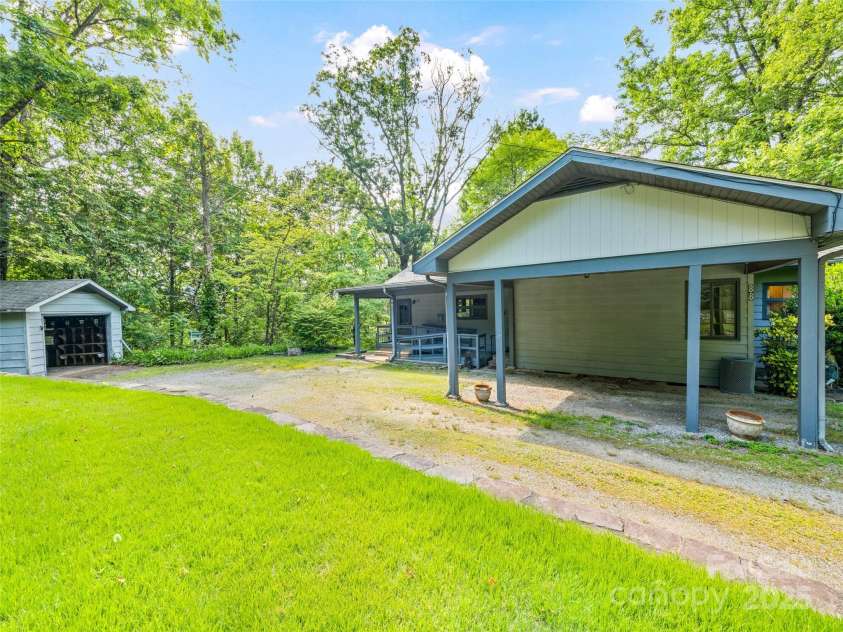 88 Laurel Loop, Maggie Valley, NC 28751.  MLS# CAR4272495, YatesRealty ID 21651. 