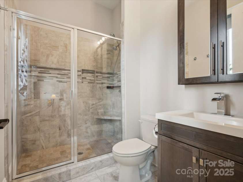 172 Barber Loop, Mooresville, NC 28117.  MLS# CAR4269410, YatesRealty ID 21652. Guest bathroom.