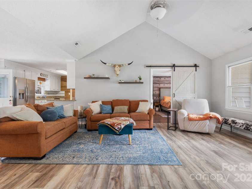 1507 Breckenwood Drive, Rock Hill, SC 29732.  MLS# CAR4272300, YatesRealty ID 21653. 