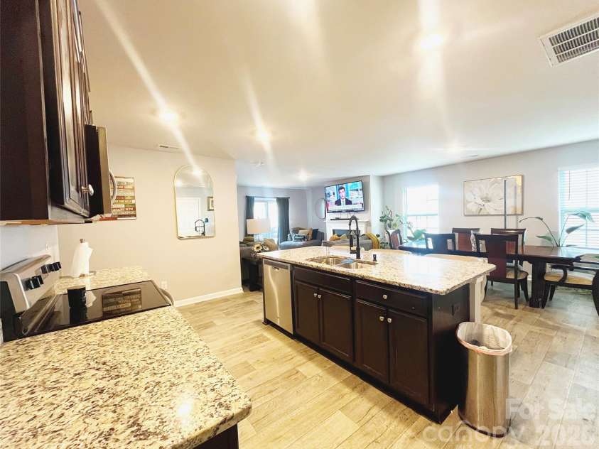 3044 Winesap Drive, Dallas, NC 28034.  MLS# CAR4371455, YatesRealty ID 21653. 