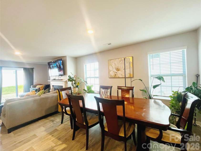 3044 Winesap Drive, Dallas, NC 28034.  MLS# CAR4371455, YatesRealty ID 21653. 