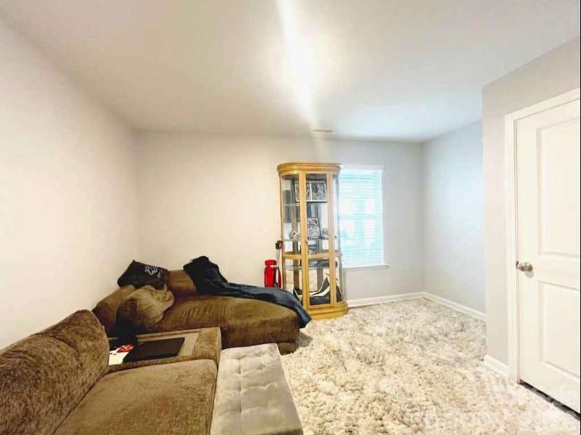 3044 Winesap Drive, Dallas, NC 28034.  MLS# CAR4371455, YatesRealty ID 21653. 