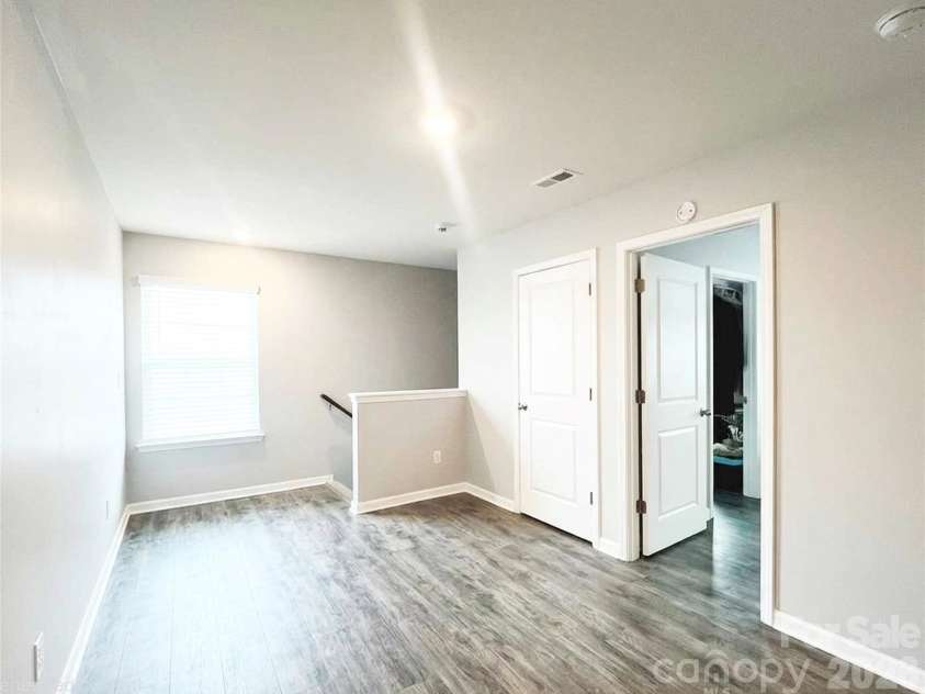3044 Winesap Drive, Dallas, NC 28034.  MLS# CAR4371455, YatesRealty ID 21653. 