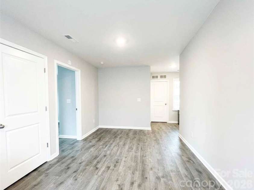 3044 Winesap Drive, Dallas, NC 28034.  MLS# CAR4371455, YatesRealty ID 21653. 