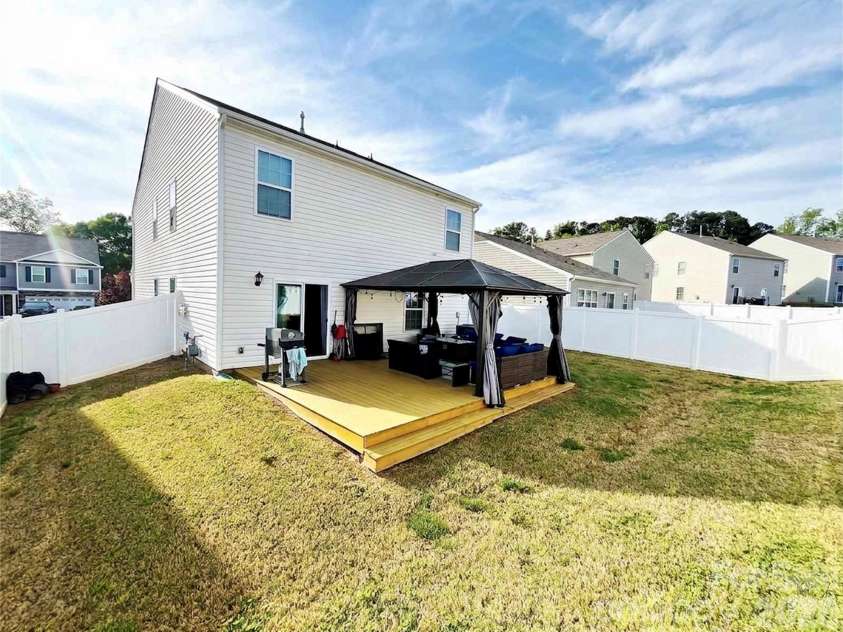 3044 Winesap Drive, Dallas, NC 28034.  MLS# CAR4371455, YatesRealty ID 21653. 