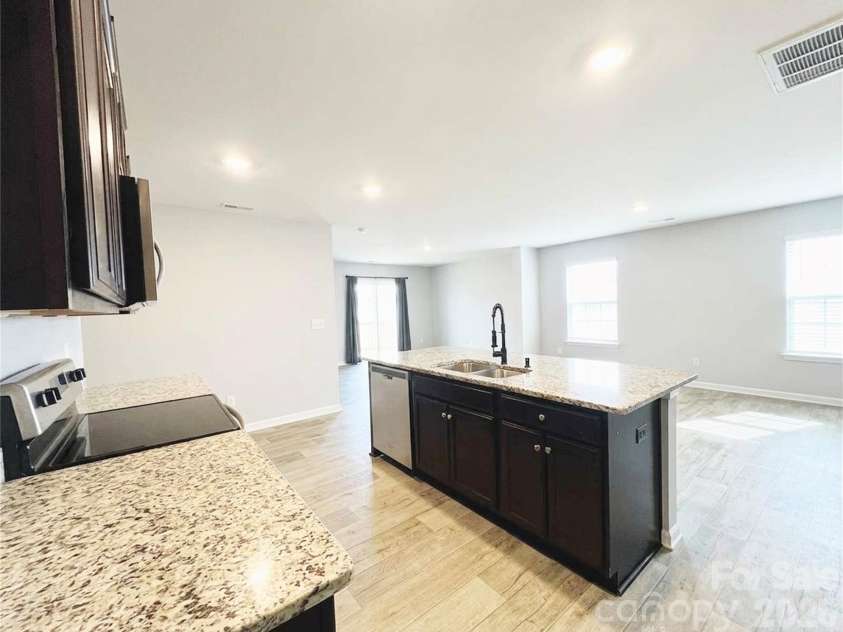 3044 Winesap Drive, Dallas, NC 28034.  MLS# CAR4371455, YatesRealty ID 21653. Vacant Kitchen