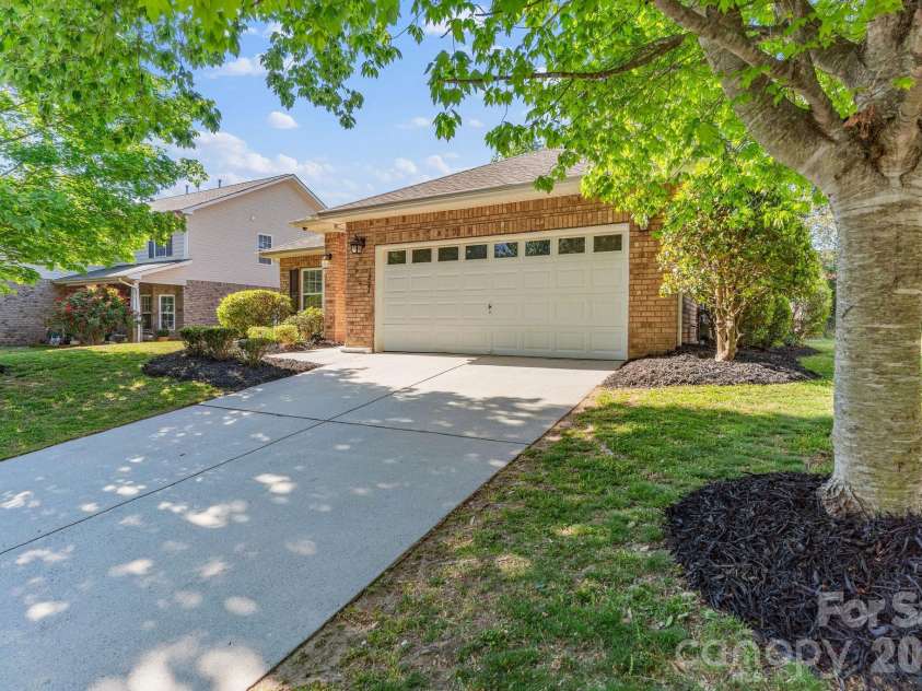 7224 Caley Street, Denver, NC 28037.  MLS# CAR4372799, YatesRealty ID 21654. 