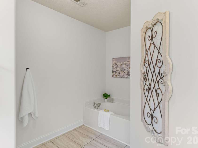 7224 Caley Street, Denver, NC 28037.  MLS# CAR4372799, YatesRealty ID 21654. 