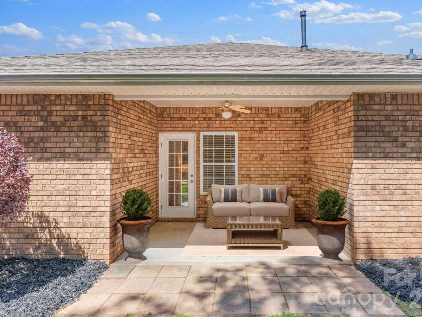 7224 Caley Street, Denver, NC 28037.  MLS# CAR4372799, YatesRealty ID 21654. 