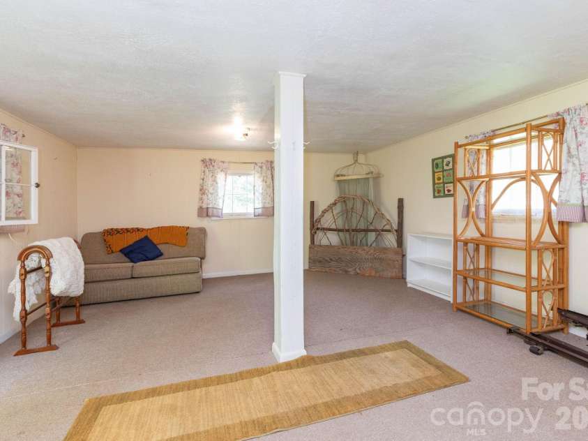 1492 Murray Road, Canton, NC 28716.  MLS# CAR4376547, YatesRealty ID 21656. Guest Cabin