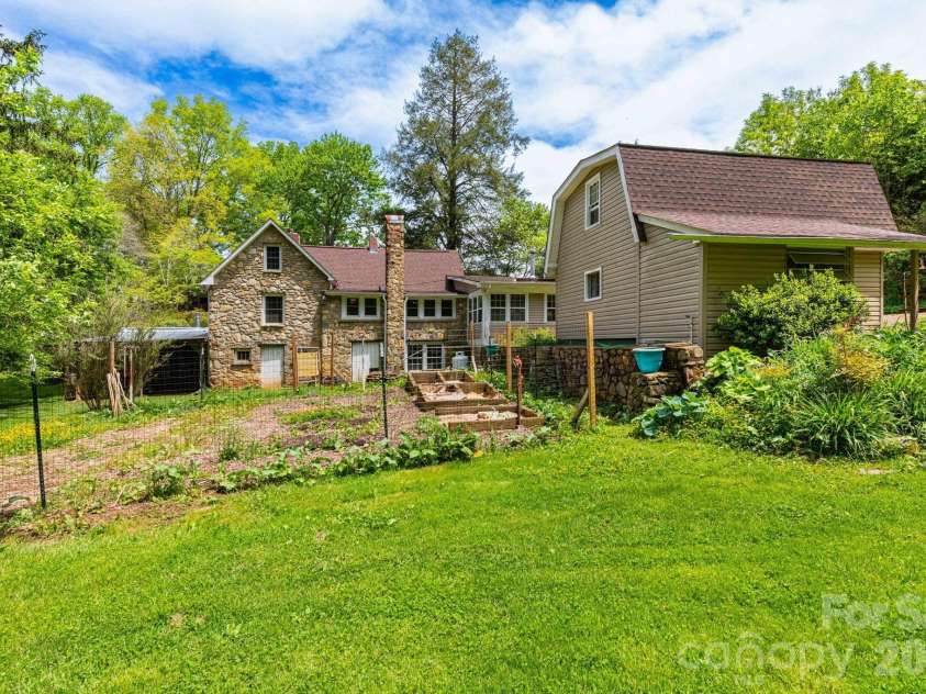 1492 Murray Road, Canton, NC 28716.  MLS# CAR4376547, YatesRealty ID 21656. Stone cottage plus guest cabin