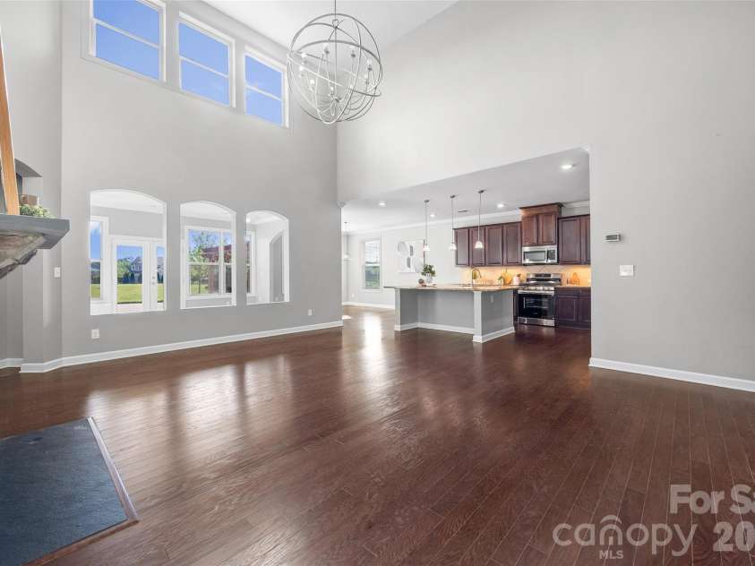 213 Candella Drive, Matthews, NC 28104.  MLS# CAR4365579, YatesRealty ID 21657. 