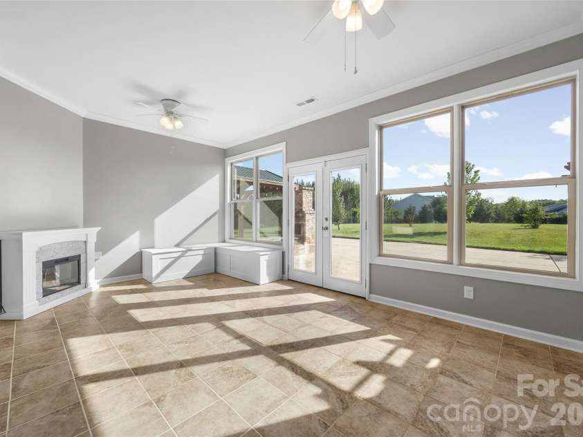 213 Candella Drive, Matthews, NC 28104.  MLS# CAR4365579, YatesRealty ID 21657. 