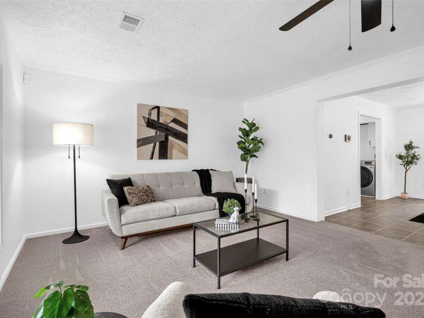 8632 Island Point Road, Sherrills Ford, NC 28673.  MLS# CAR4267323, YatesRealty ID 21657. 