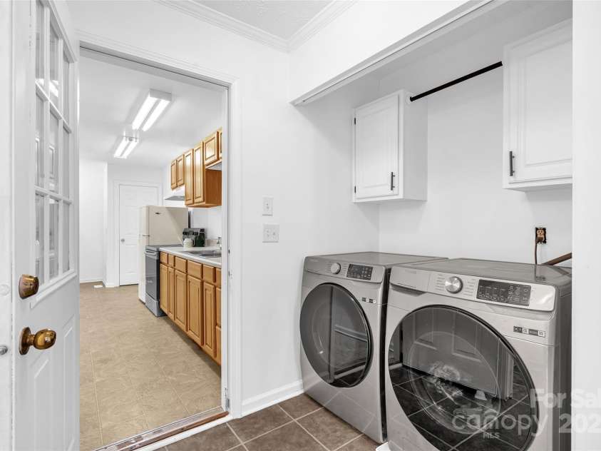 8632 Island Point Road, Sherrills Ford, NC 28673.  MLS# CAR4267323, YatesRealty ID 21657. 