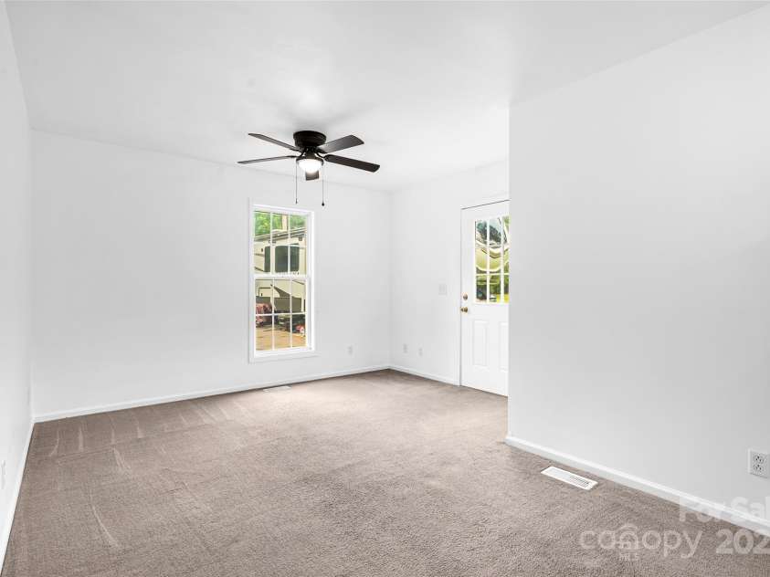 8632 Island Point Road, Sherrills Ford, NC 28673.  MLS# CAR4267323, YatesRealty ID 21657. 