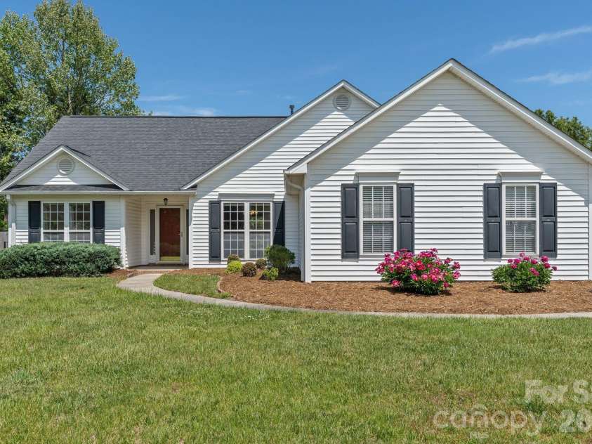 446 Planters Creek Road, Fletcher, NC 28732.  MLS# CAR4376782, YatesRealty ID 21658. 