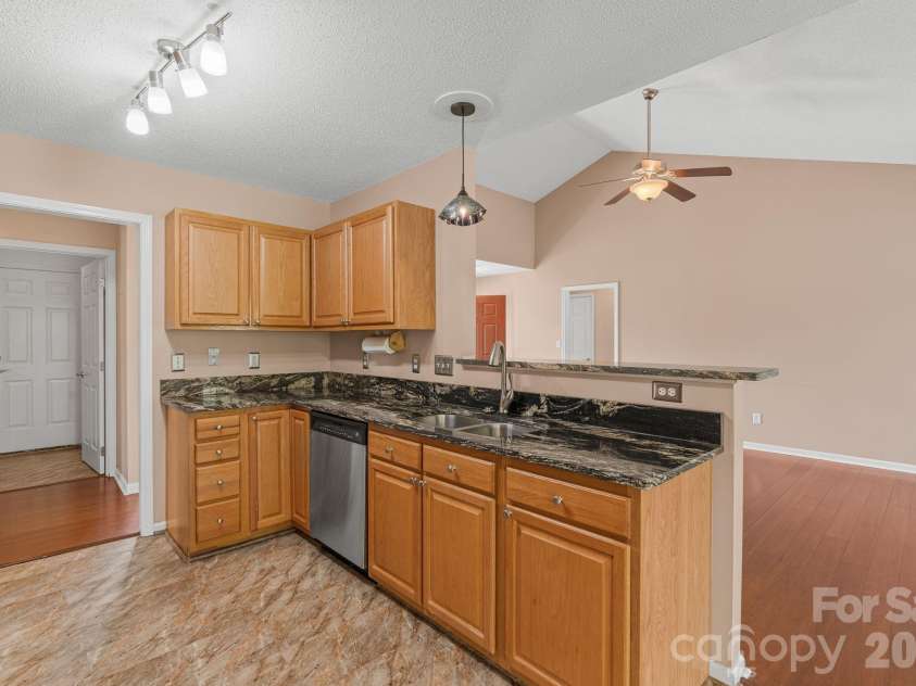 446 Planters Creek Road, Fletcher, NC 28732.  MLS# CAR4376782, YatesRealty ID 21658. 