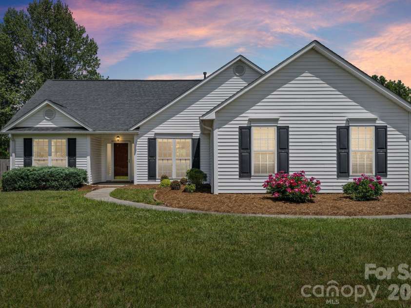 446 Planters Creek Road, Fletcher, NC 28732.  MLS# CAR4376782, YatesRealty ID 21658. 