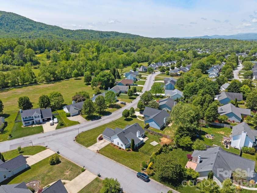 446 Planters Creek Road, Fletcher, NC 28732.  MLS# CAR4376782, YatesRealty ID 21658. 