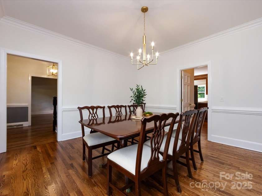 9415 Braemar Terrace, Charlotte, NC 28210.  MLS# CAR4271029, YatesRealty ID 21658. 