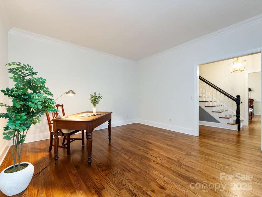 9415 Braemar Terrace, Charlotte, NC 28210.  MLS# CAR4271029, YatesRealty ID 21658. 