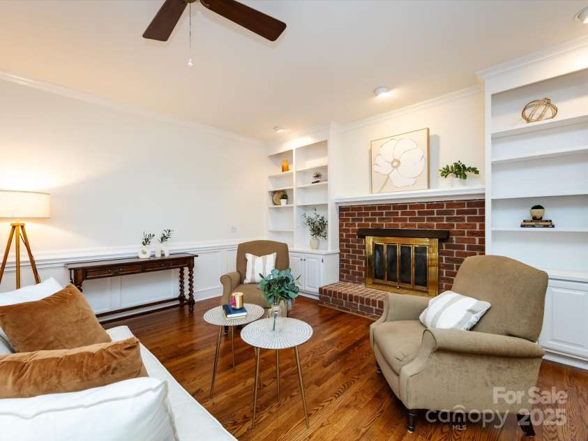 9415 Braemar Terrace, Charlotte, NC 28210.  MLS# CAR4271029, YatesRealty ID 21658. 