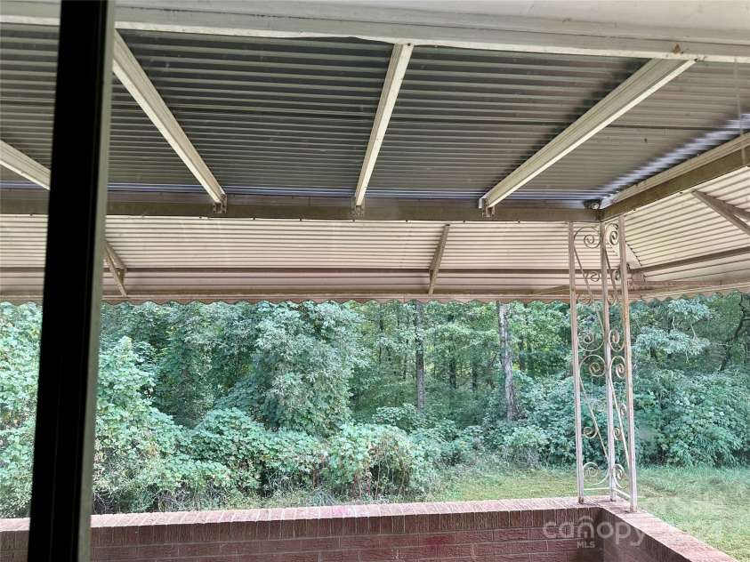 274 Ledbetter Road, Spindale, NC 28160.  MLS# CAR4185539, YatesRealty ID 2166. 