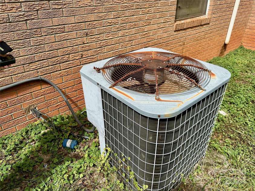 274 Ledbetter Road, Spindale, NC 28160.  MLS# CAR4185539, YatesRealty ID 2166. 